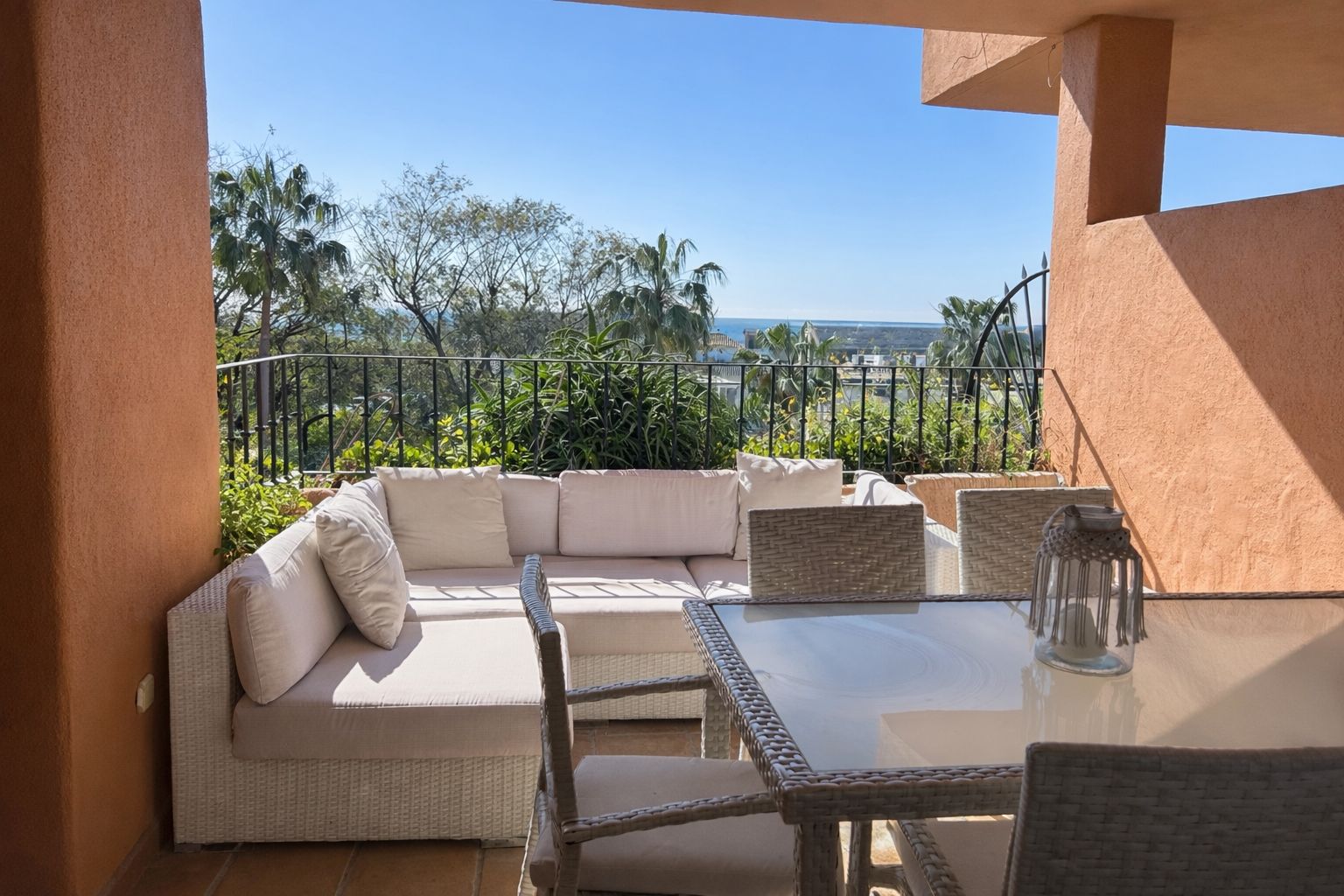 Oasis Marbella — Marbella